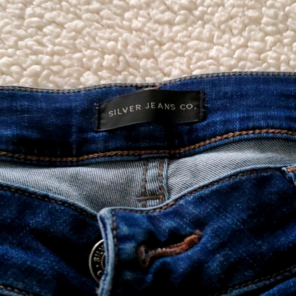 Silver Jeans Capris